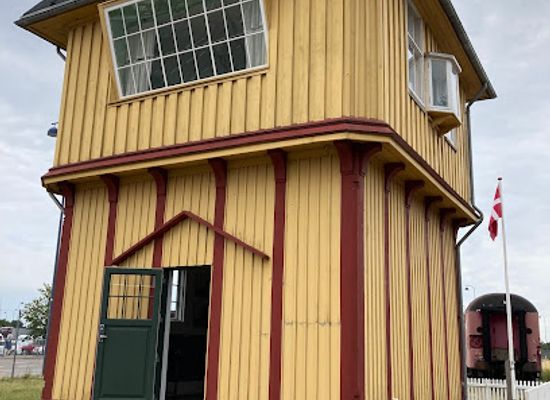 denmark/gedser-odde/attraction/yellow-palace