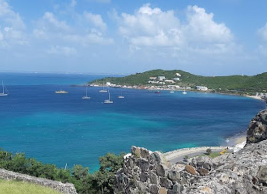 sint-maarten/middle-region/landmark/marigot-market