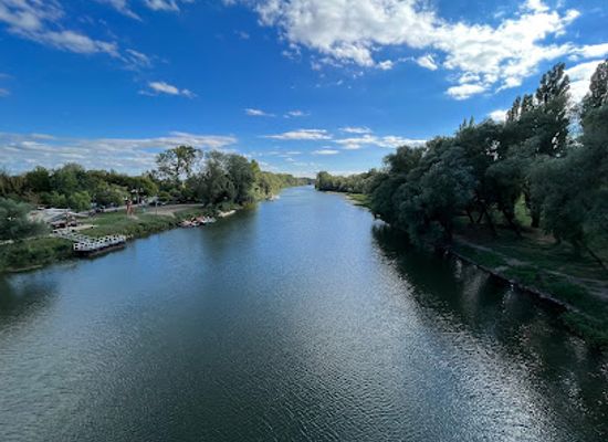 hungary/bodrogkoz/landmark/bodrog-bridge