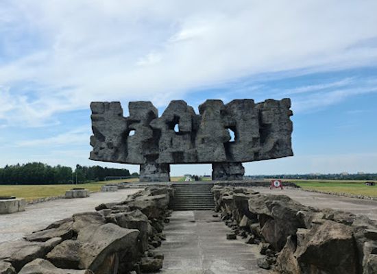poland/lublin/bronowice/landmark/panstwowe-muzeum-na-majdanku