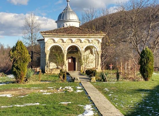 bulgaria/sredna-gora/landmark/plakovo-monastery-st-elijah-the-prophet