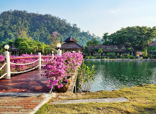 thailand/trat/landmark/khlong-phlu-waterfall