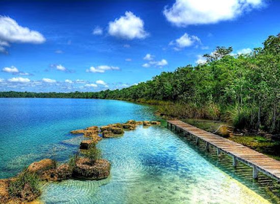 guatemala/verapaces/landmark/lachua-lake