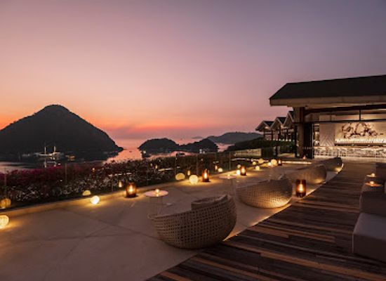 indonesia/komodo-national-park/landmark/ayana-komodo-waecicu-beach