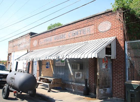 mississippi/clarksdale/landmark/red-s
