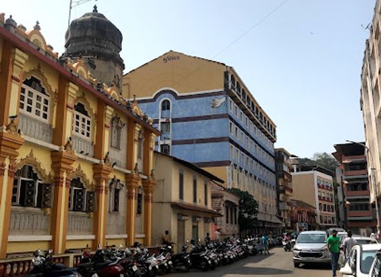 india/panaji/landmark/bombay-bazar