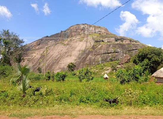 uganda/teso/landmark/kagulu-rock