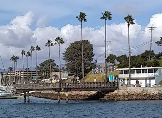 california/oceanside/landmark/clapping-circle