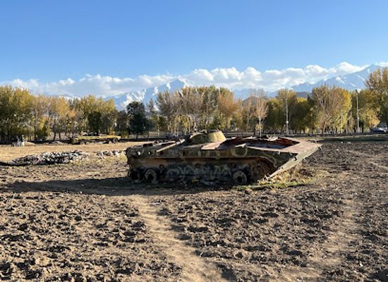 afghanistan/bamyan/landmark/old-russian-tanks