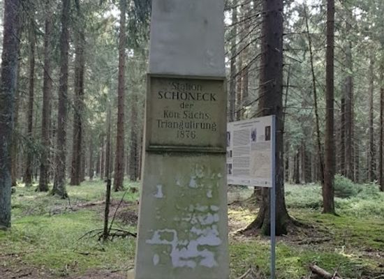 germany/vogtland/landmark/triangulationssaule-schoneck