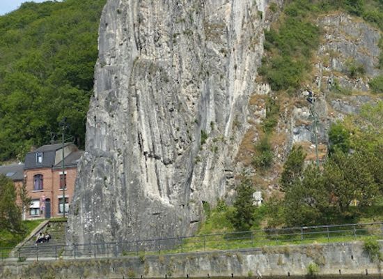 belgium/meuse-valley/landmark/rocher-bayard