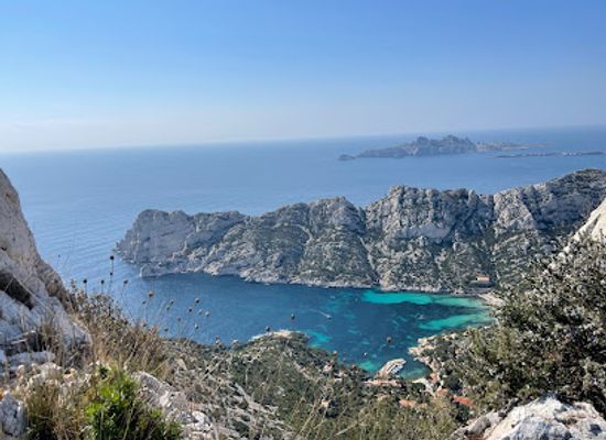 france/les-calanques-national-park/landmark/calanque-de-sormiou
