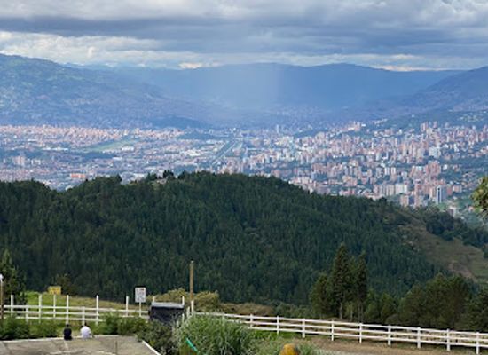 colombia/medellin/envigado/landmark/monasterio-santa-gertrudis-la-magna