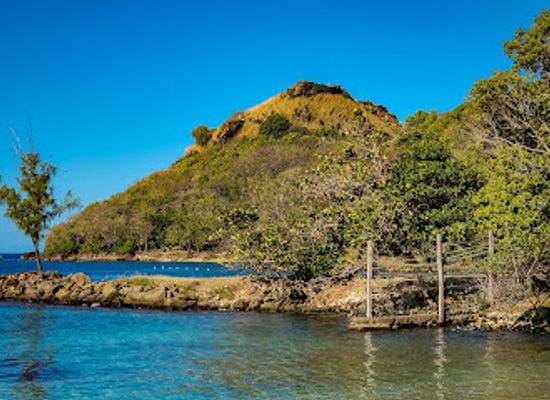 saint-lucia/jalousie-beach/landmark/fort-rodney