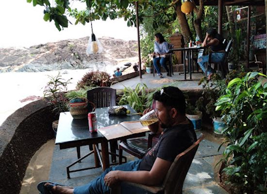 india/gokarna/landmark/wonderful-gokarna-om-beach-uttara-kannada-district-karnataka-india