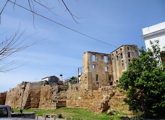 greece/crete/landmark/byzantine-walls