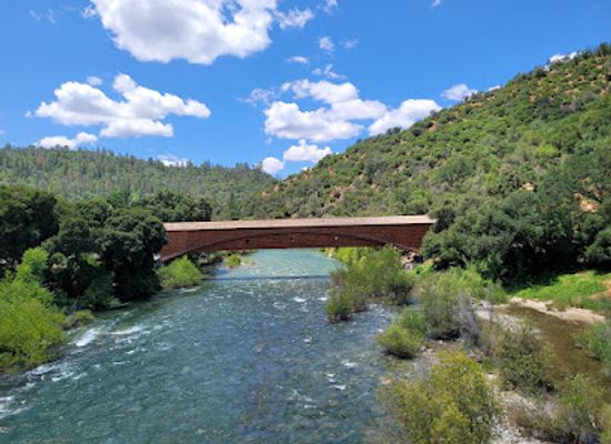 california/gold-country/landmark/bridgeport-covered-bridge