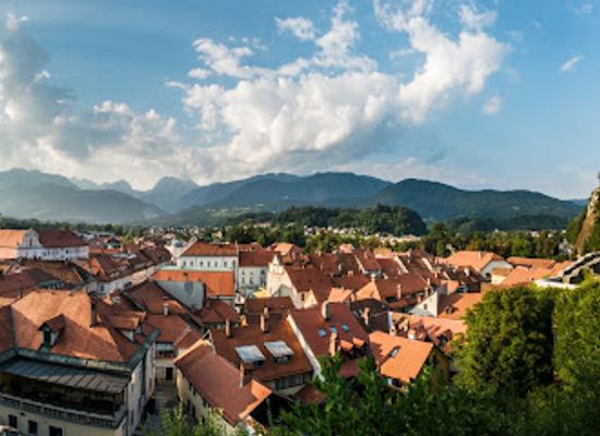 slovenia/kamnik/landmark/zavod-za-turizem-sport-kamnik