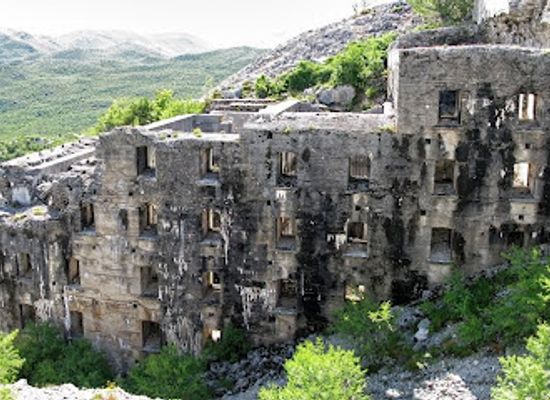bosnia-and-herzegovina/trebinje-region/landmark/tvrdava-strac