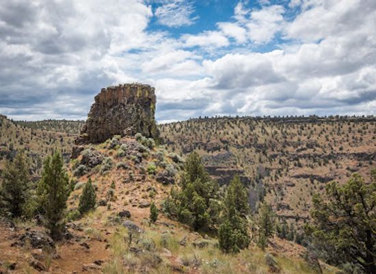oregon/wheeler-county/landmark/chimney-rock-trailhead