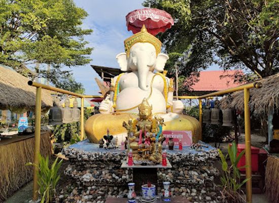 thailand/ayutthaya-province/landmark/ayothaya-floating-market