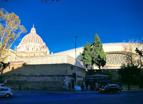 vatican-city/vatican-gardens/landmark/paul-vi-hall