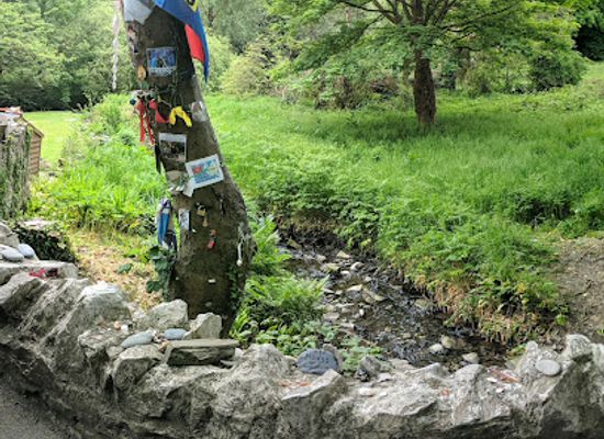 isle-of-man/ballasalla/landmark/fairy-bridge