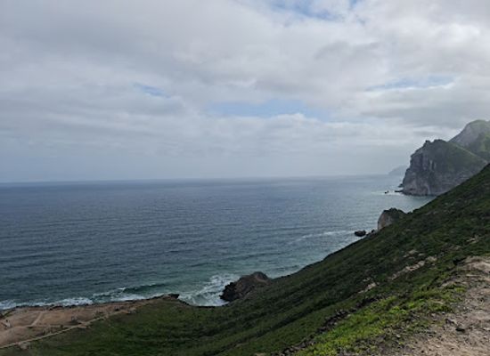 oman/dhofar-governorate/landmark/mughsail-beach