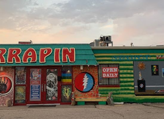wyoming/laramie/landmark/terrapin-gifts-novelties