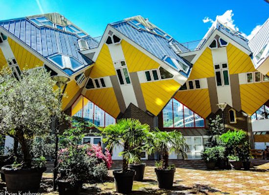 netherlands/dutch-coast/landmark/kijk-kubus-museum-house