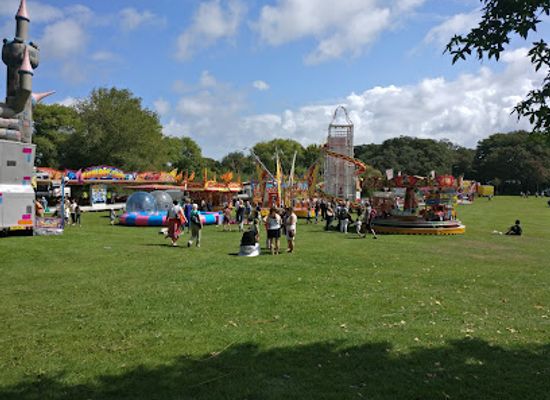 guernsey/herm/landmark/saumarez-park