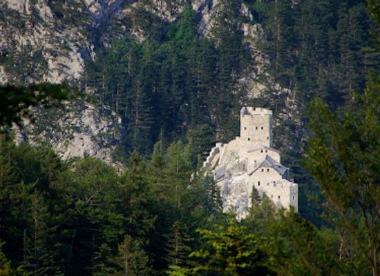 austria/mount-schneeberg/landmark/burgruine-losenheim