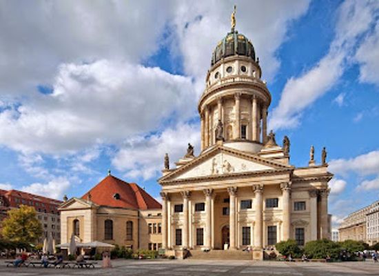 germany/berlin/mitte/landmark/franzosischer-dom