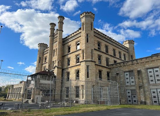 illinois/chicagoland/landmark/old-joliet-prison