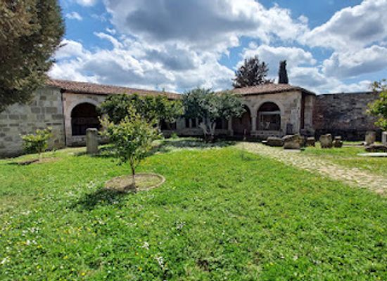 albania/fieri/landmark/apollonia-qyteti-antik-ilir