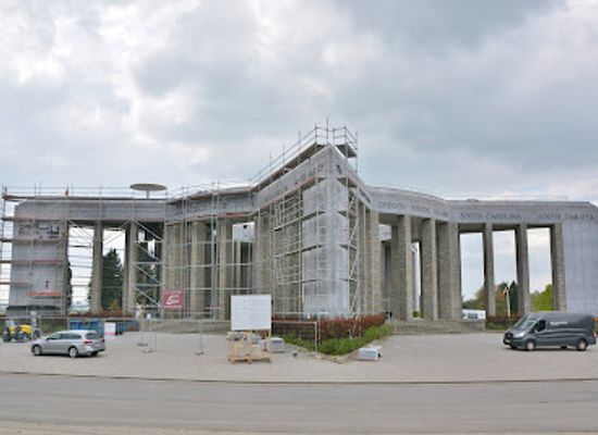 belgium/luxembourg/landmark/bastogne-war-museum