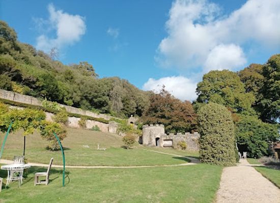 united-kingdom/somerset/attraction/national-trust-clevedon-court-2