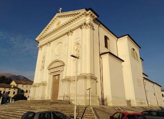 italy/veneto/landmark/chiesa-parrocchiale-dei-santi-marco-e-pancrazio-in-crespano-di-pieve-del-grappa