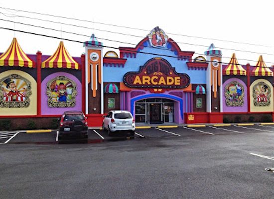 tennessee/pigeon-forge/landmark/big-top-arcade