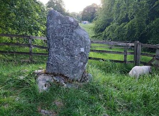 united-kingdom/inverness-shire/landmark/eagle-stone-path
