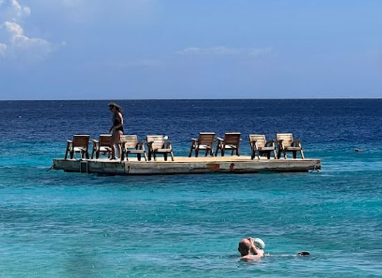 curacao/punda/landmark/wilhelminaplein-punda
