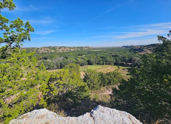 oklahoma/red-river-valley/landmark/roman-nose-state-park