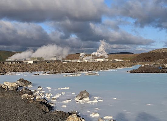 iceland/grindavik/landmark/svartsengi-geothermal-power-plant