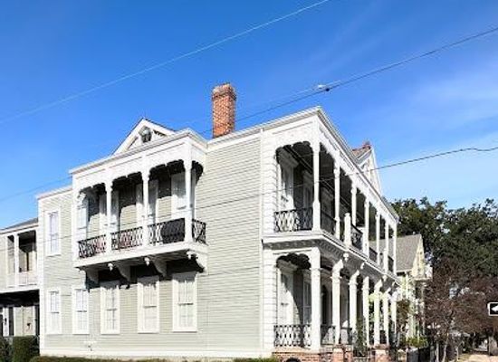 louisiana/new-orleans/landmark/magazine-st