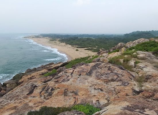 sri-lanka/arugam-bay/landmark/elephant-rock