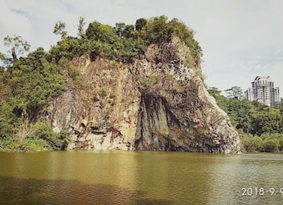 singapore/bukit-batok/landmark/bukit-batok-nature-park