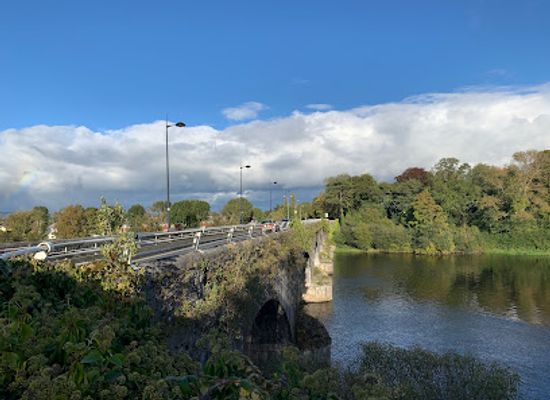 ireland/county-limerick/landmark/athlunkard-bridge