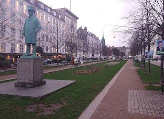 denmark/copenhagen/landmark/sankt-anna-pl
