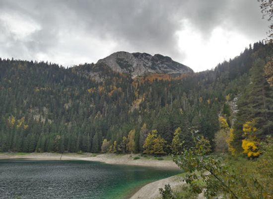 montenegro/durmitor/landmark/zlatni-papagaj
