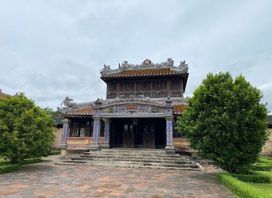 vietnam/hue/landmark/thai-binh-pavilion